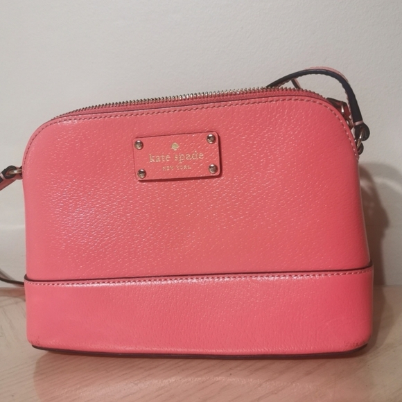 Kate Spade Wellesley Hanna Crossbody Bag - Picture 2 of 16